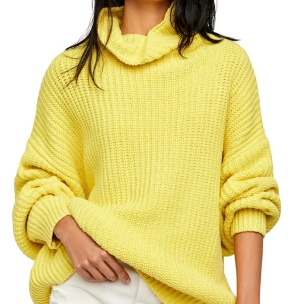 Free People Swim Too Deep Oversized Turtleneck Sweater in Lemon Love 🍋, Sz L - Picture 3 of 16